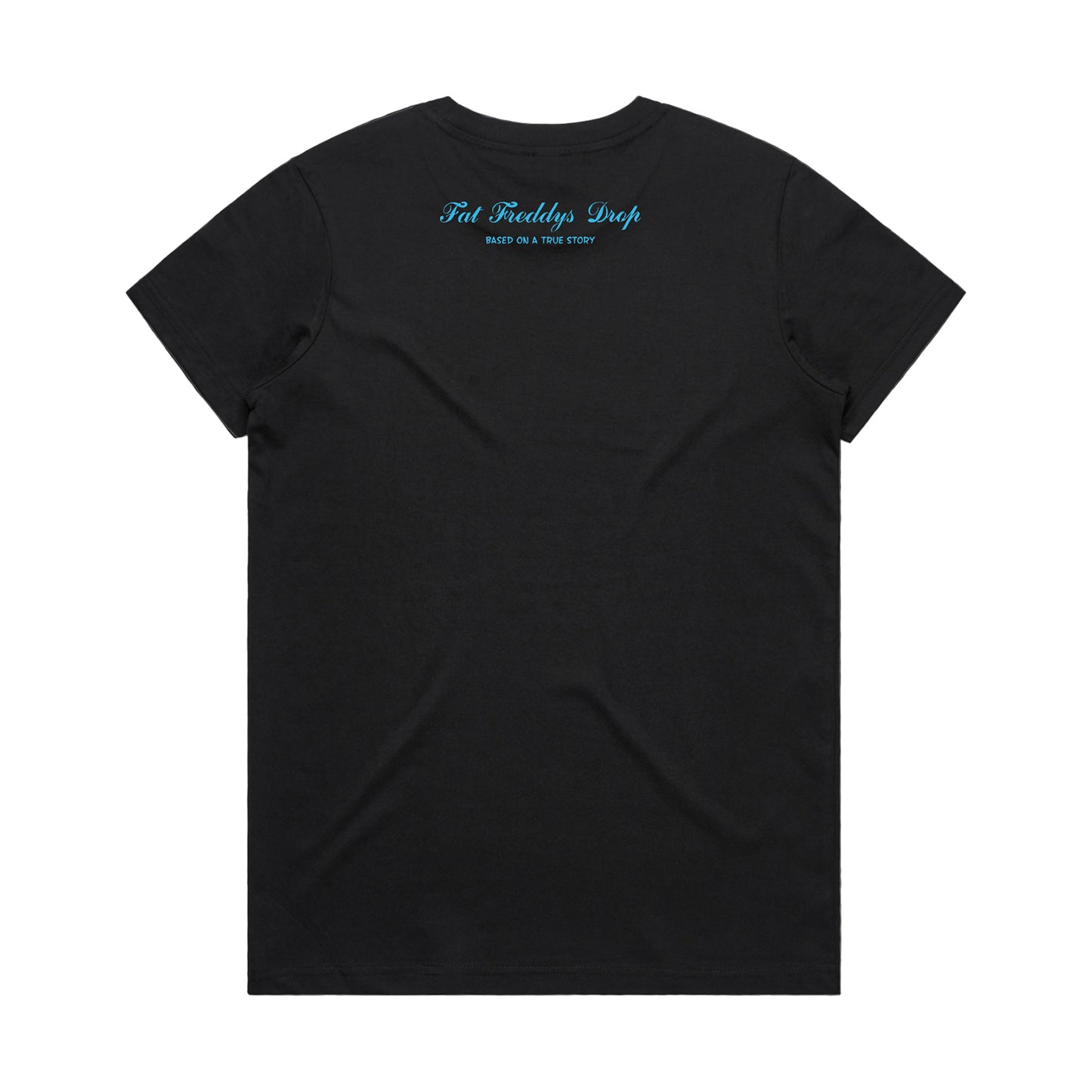 BOATS BACKDROP WOMEN’S T-SHIRT
